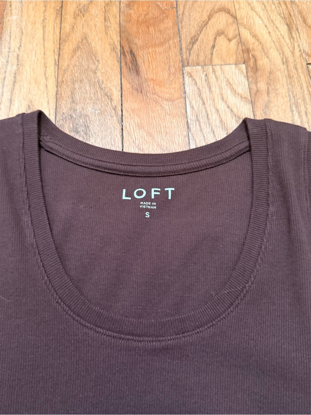 Tank top - Picture 2 of 3
